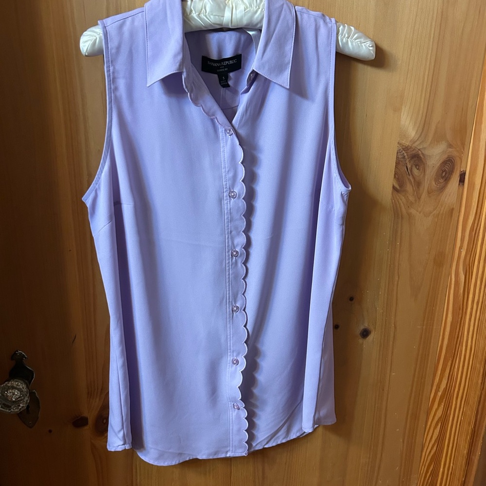 Banana Republic Lavender Sleeveless Blouse